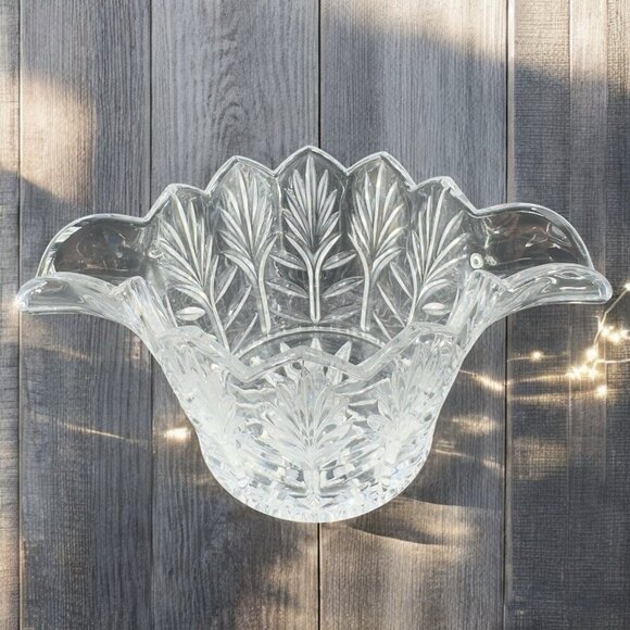 CRYSTAL CLEAR INDUSTRIES Portico Sauce Dish Gravy Boat Bowl Dish Clear Glass VTG - Picture 1 of 13